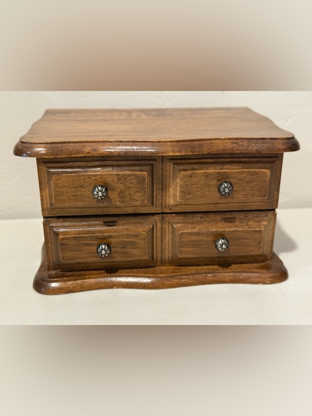 Vintage Avon Decorators Jewelry Chest 1978‎ Wood w/ Drawer & Velvet Lining